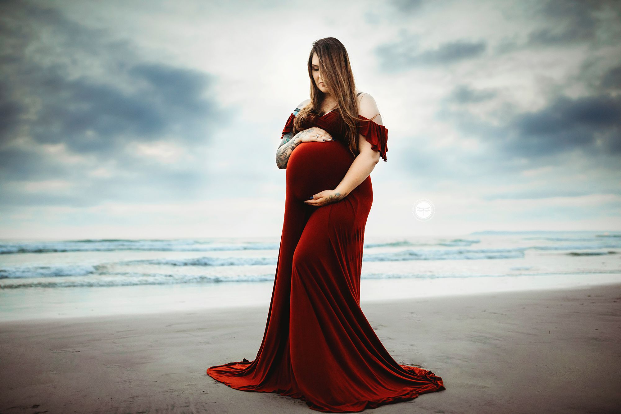 maternity session feature photo